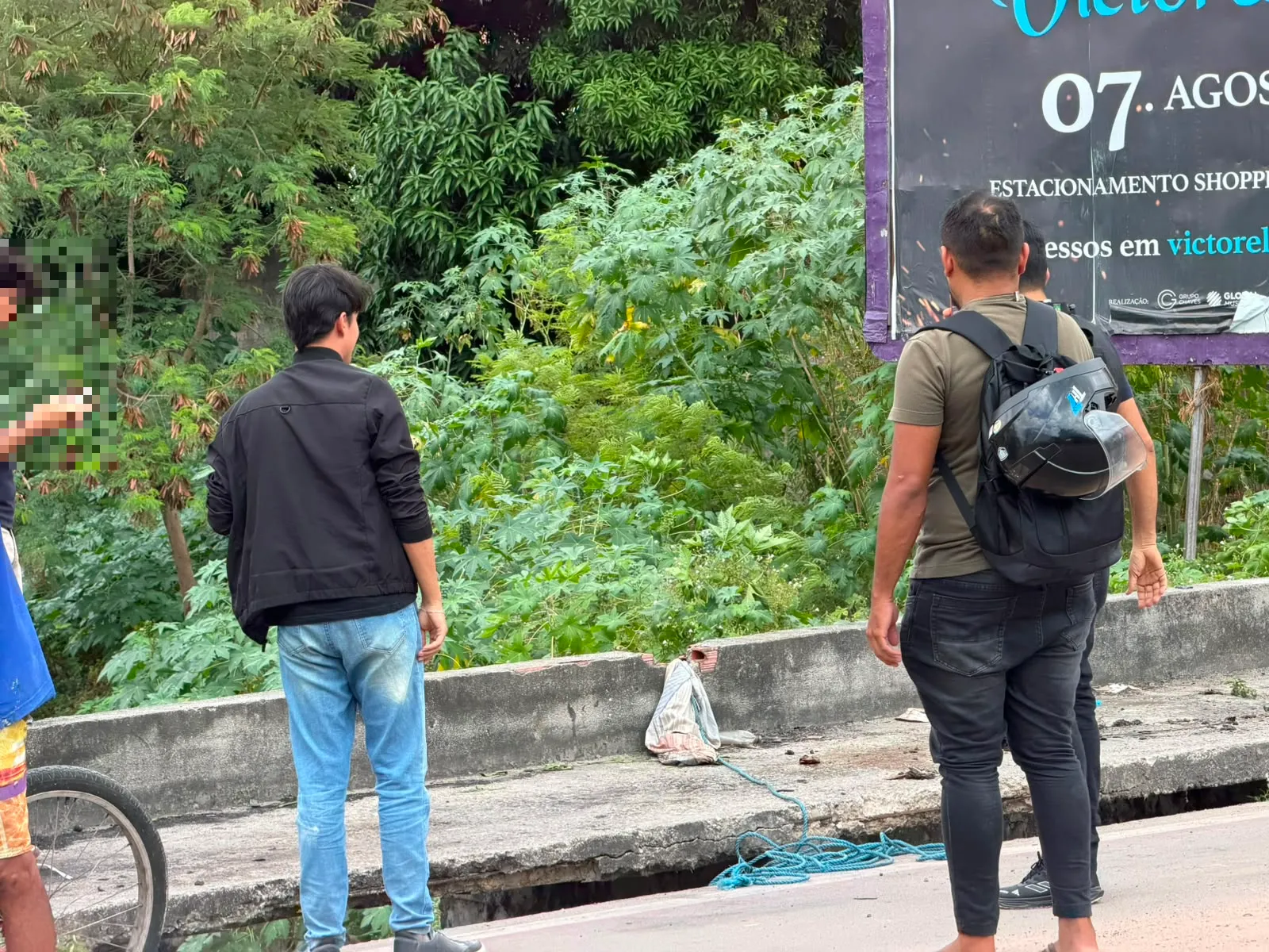 Moradores da região acionaram as autoridades de segurança do Estado quando perceberam o mau cheiro dos cadáveres.