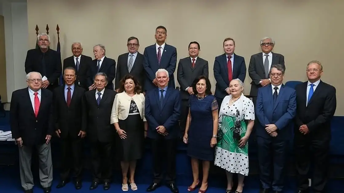 Academia Cearense de Economia empossa novos membros e anuncia patronos - Victor Ximenes - Diário do Nordeste