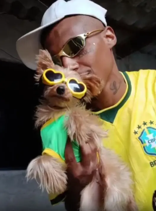 Imagem da notícia 'Roubei para vender e me apaixonei': influencer conta como virou o 'ladrão de cachorro de madame'
