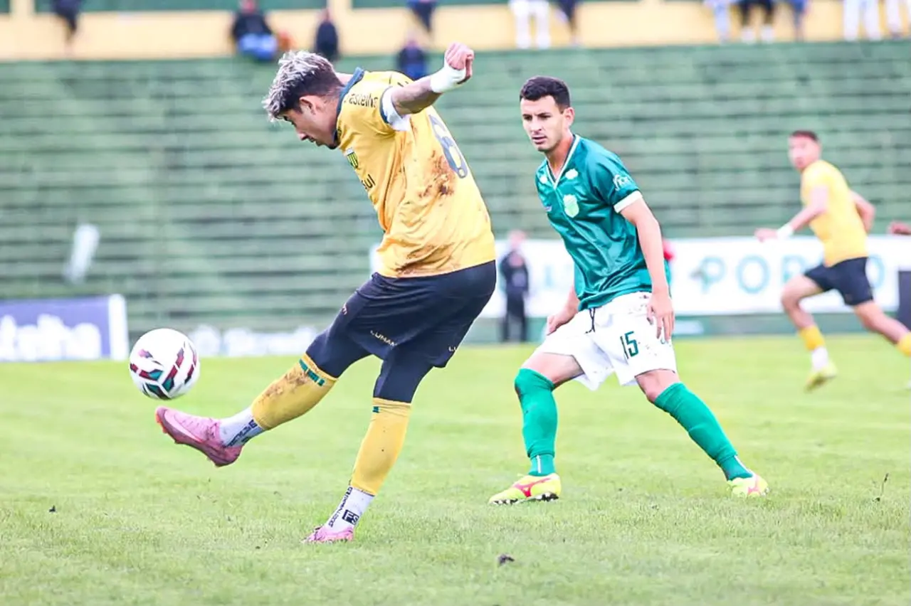Imagem da notícia Floresta é goleado pelo Ypiranga e continua fora do G8 da Série C