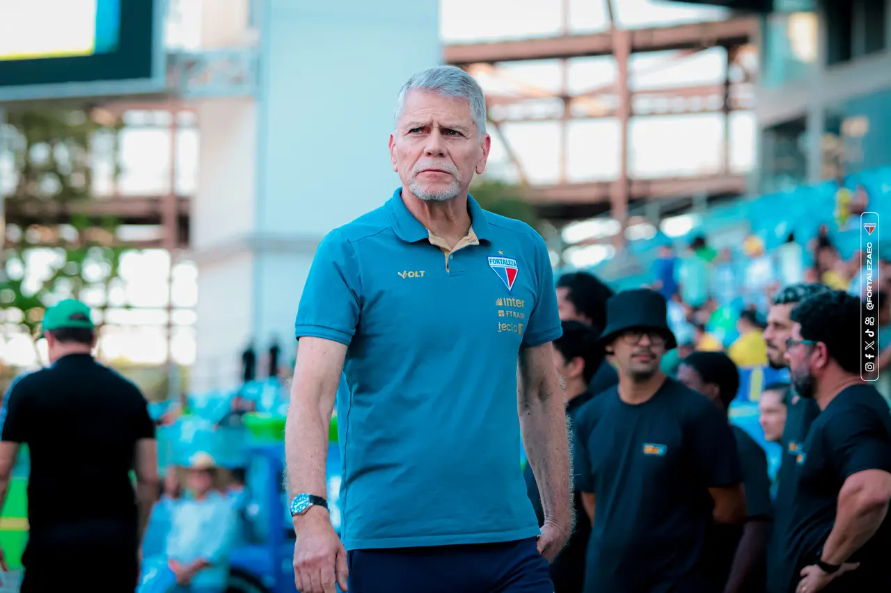 Imagem da notícia Paulo Autuori exalta entrega do Fortaleza após expulsão de Miritello: 'Espírito de sacrificio'