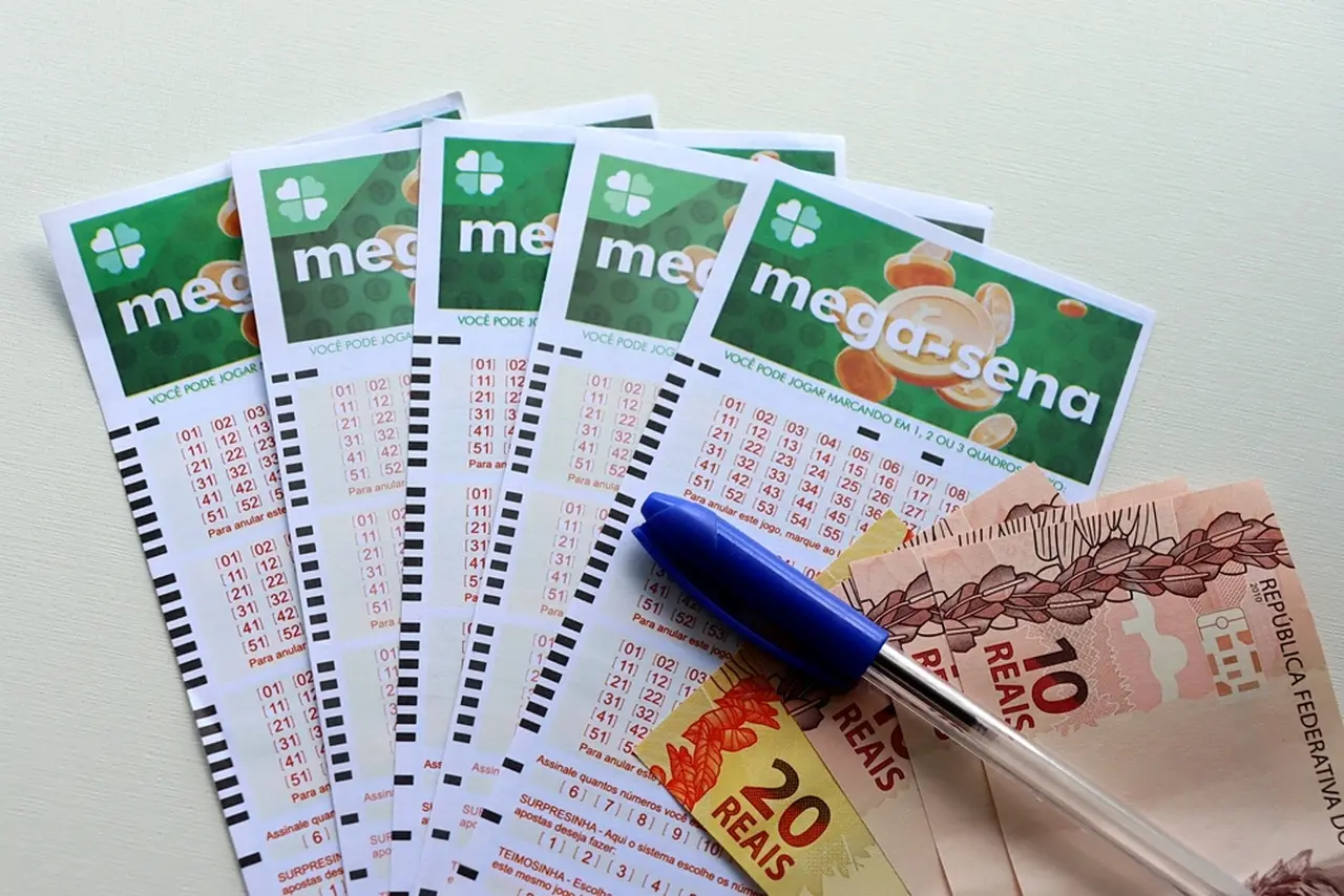 Imagem da notícia Quando é o próximo sorteio da Mega-Sena? R$ 3,5 milhões serão sorteados na terça (11)