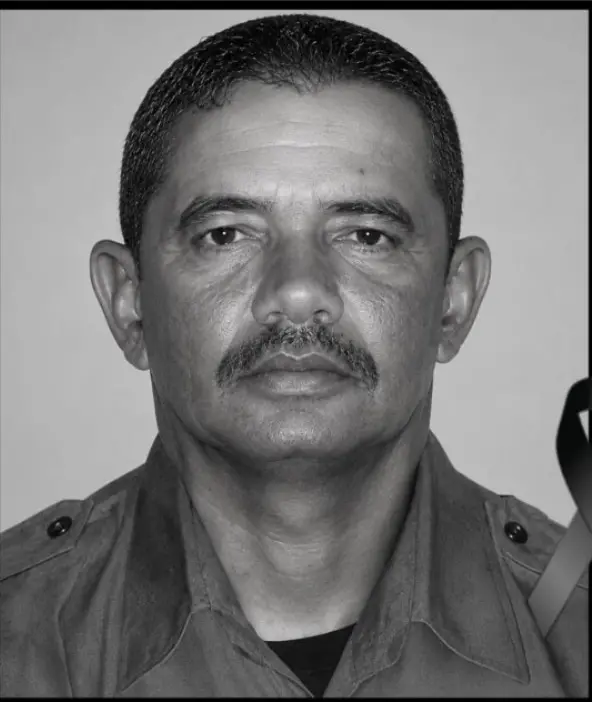 Imagem da notícia Subtenente reformado da PMCE morre em acidente de trânsito em Fortaleza