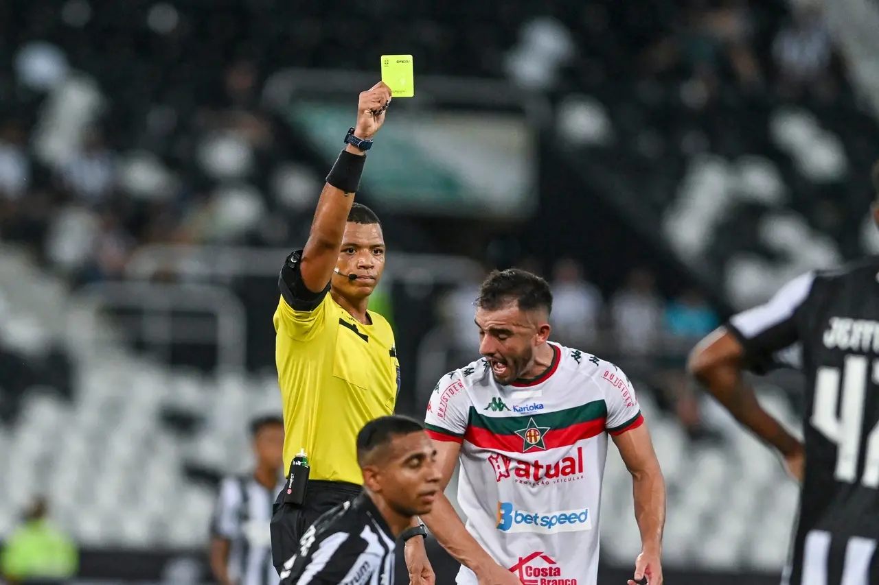 Imagem da notícia As novas regras contra a cera no futebol