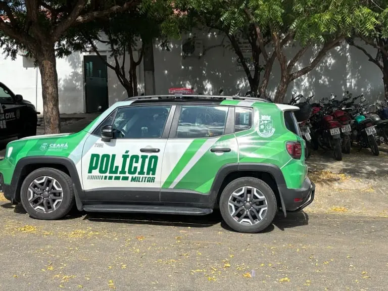 Imagem da notícia Homem tenta extorquir e ameaçar PM, mas acaba baleado e preso em Caucaia
