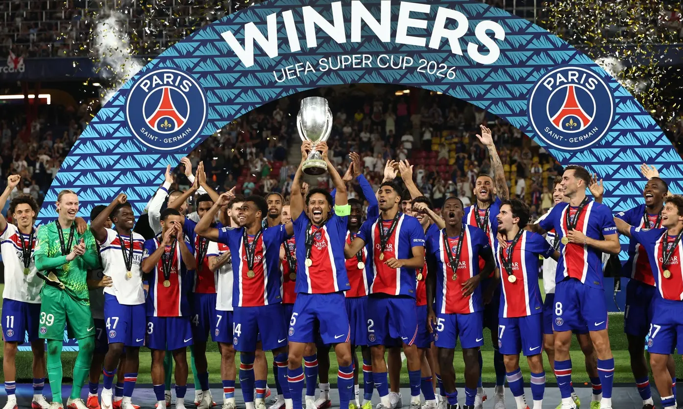 Imagem da notícia PSG derrota Aston Villa e levanta taça da Supercopa da UEFA
