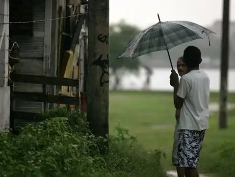 Imagem da notícia: Calor, chuvas e água no solo: como será o tempo no CE até outubro