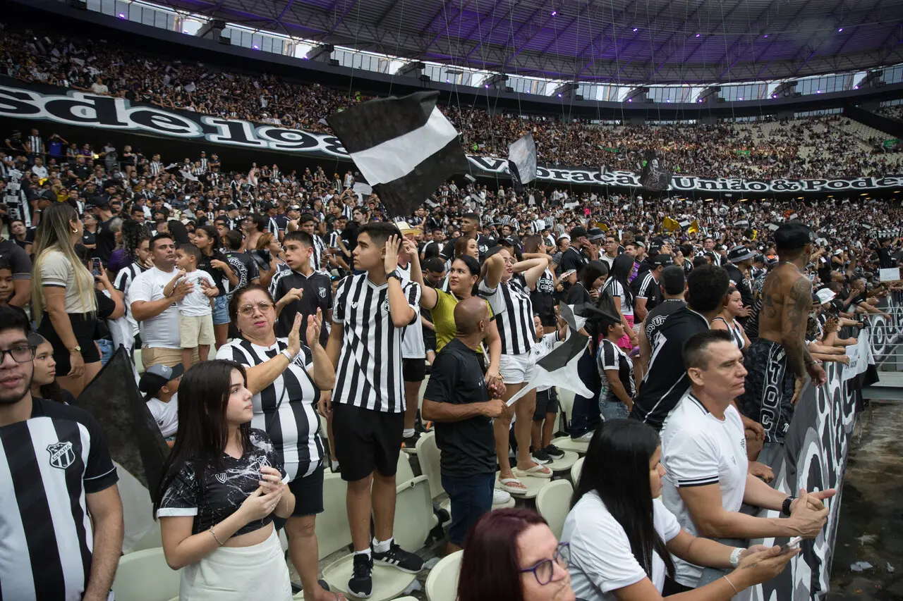 Imagem da notícia Ceará divulga parcial de 12 mil torcedores para jogo com o Cuiabá no Castelão