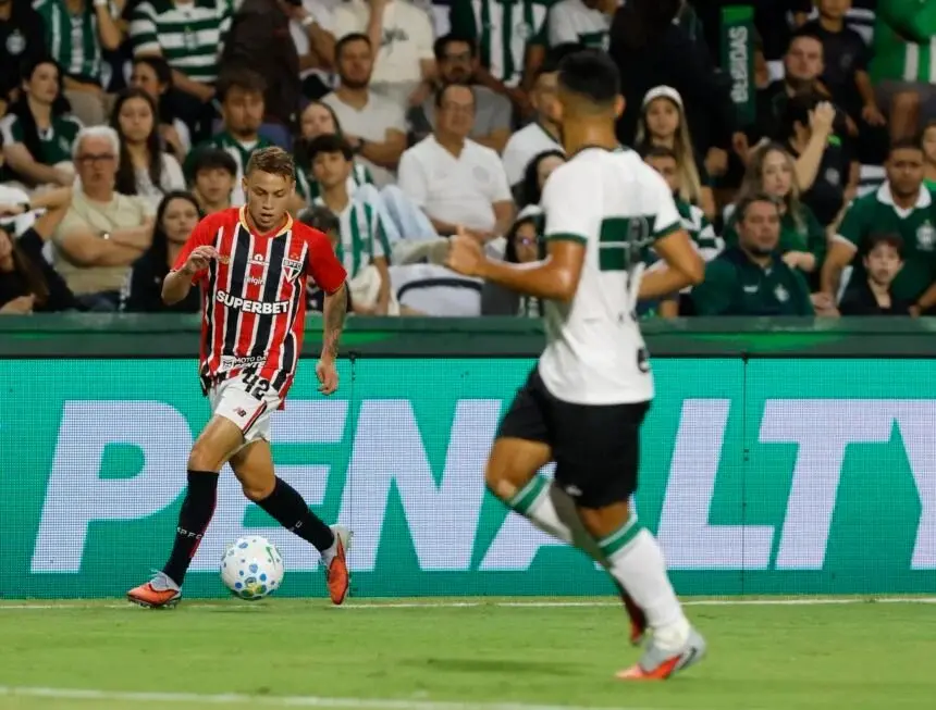 Imagem da notícia Jogos de hoje na TV: veja onde assistir e horário das partidas deste sábado (15)