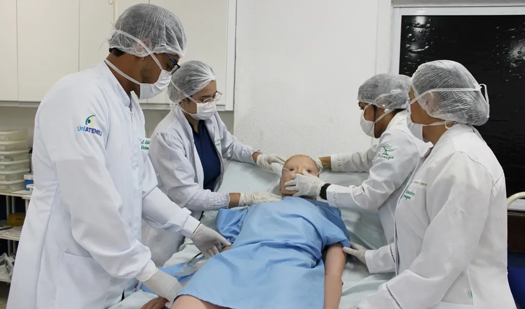 A UniAteneu entrega todos os semestres profissionais qualificados que irão se destacar nos seus respectivos campos profissionais.