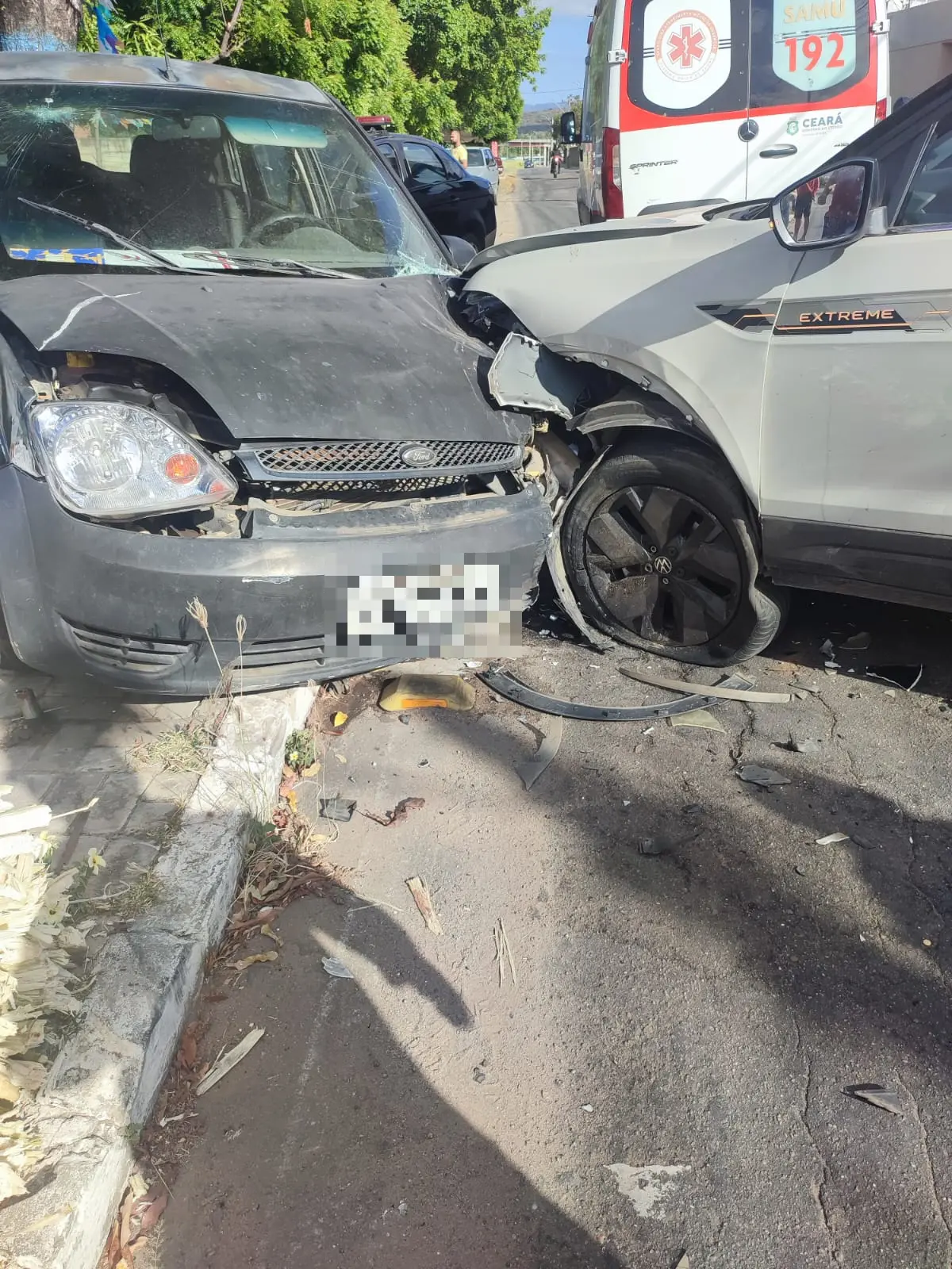 Imagem da notícia Oficial de Justiça com sinais de embriaguez causa acidente e deixa 5 pessoas feridas no Ceará