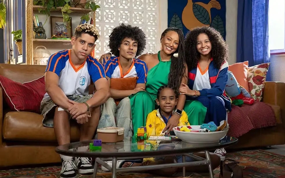 Imagem da notícia 'Por Você', nova novela das 19h, estreia nesta segunda (17); saiba mais sobre a trama e o elenco