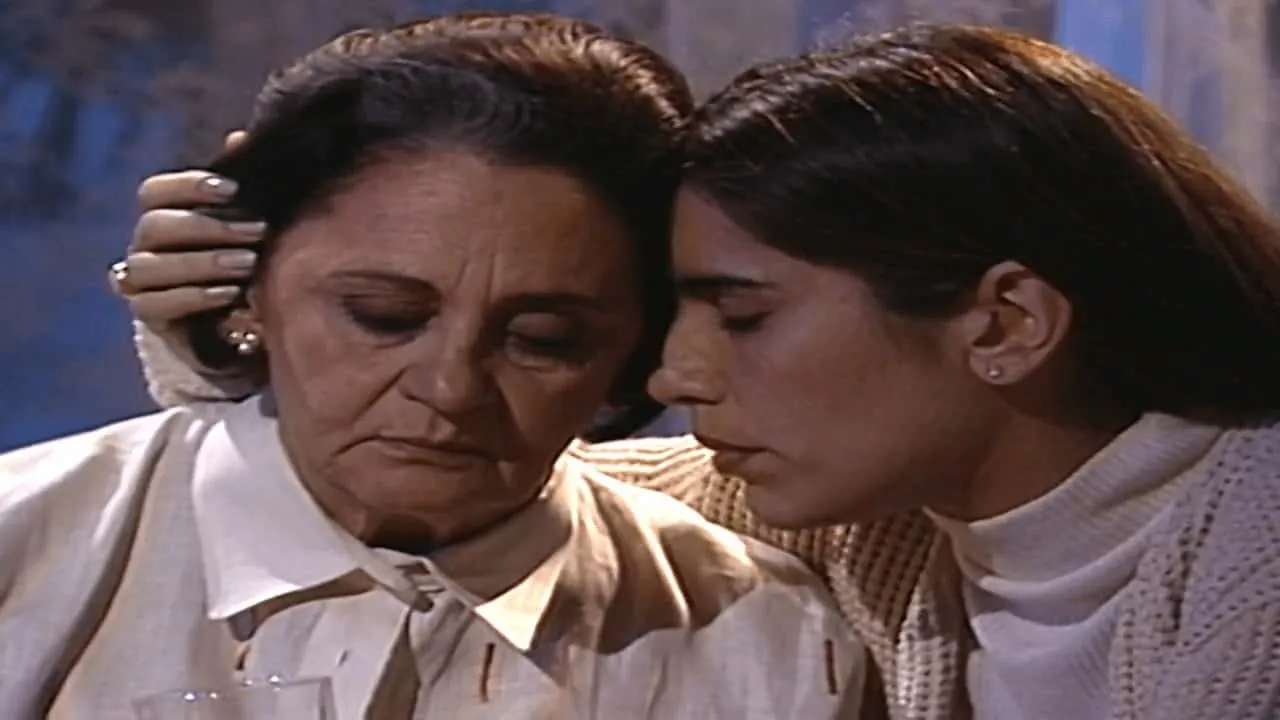 Laura Cardoso e Gloria Pires contracenaram pela primeira vez em Mulheres de Areia.