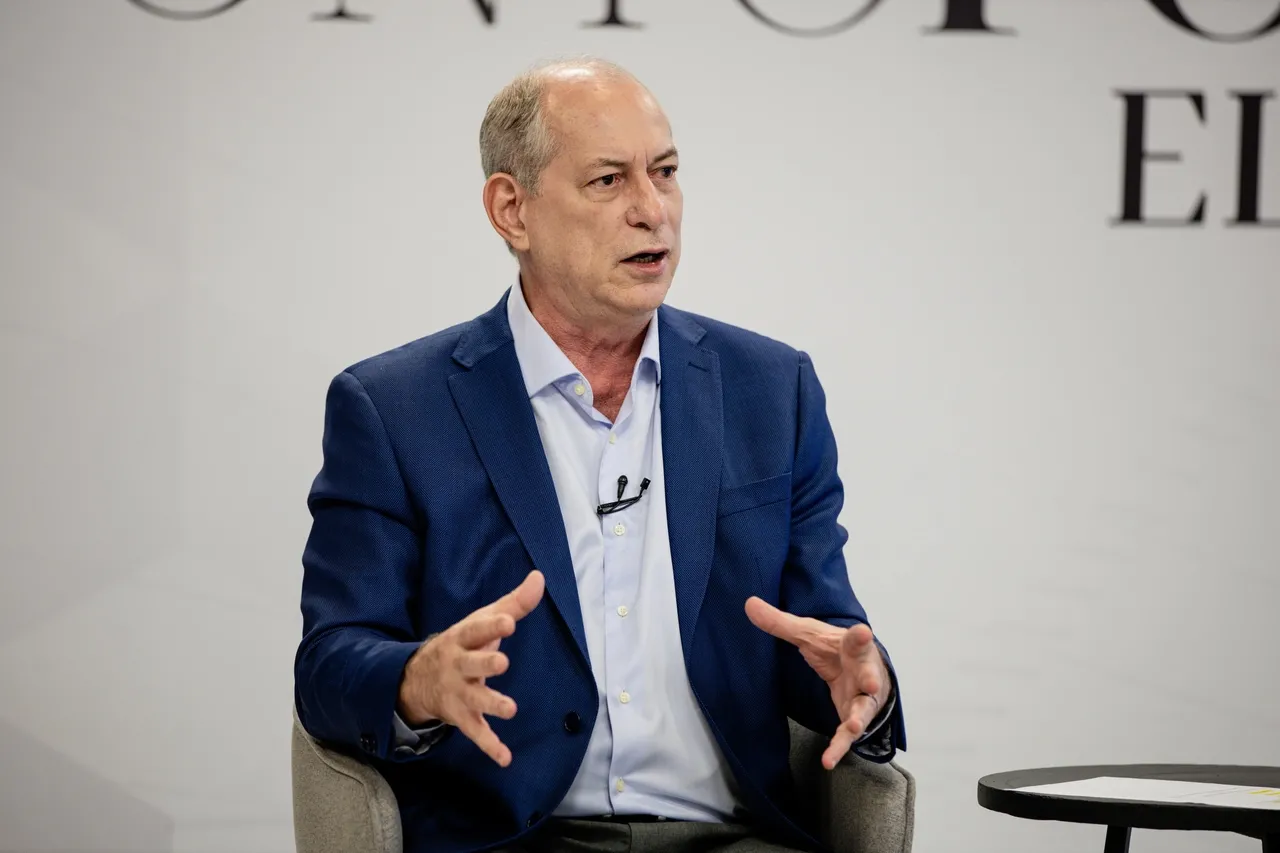 Candidato ao Governo do Ceará, Ciro Gomes concedeu entrevista durante a sabatina do PontoPoder nesta quarta-feira (19).