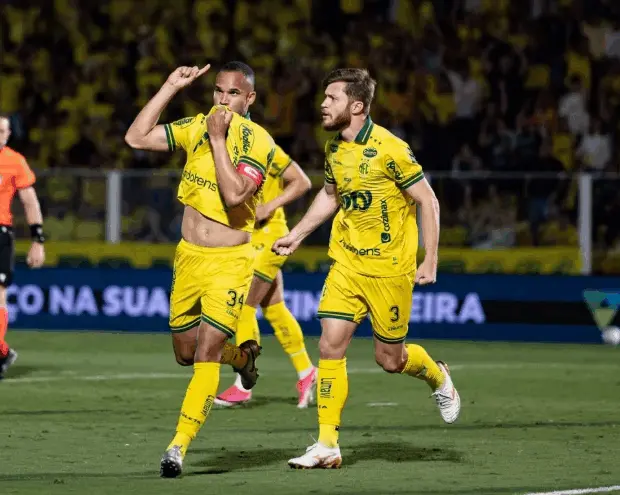 Imagem da notícia  Mirassol x LDU na Libertadores: onde assistir, horário, palpites e escalações 