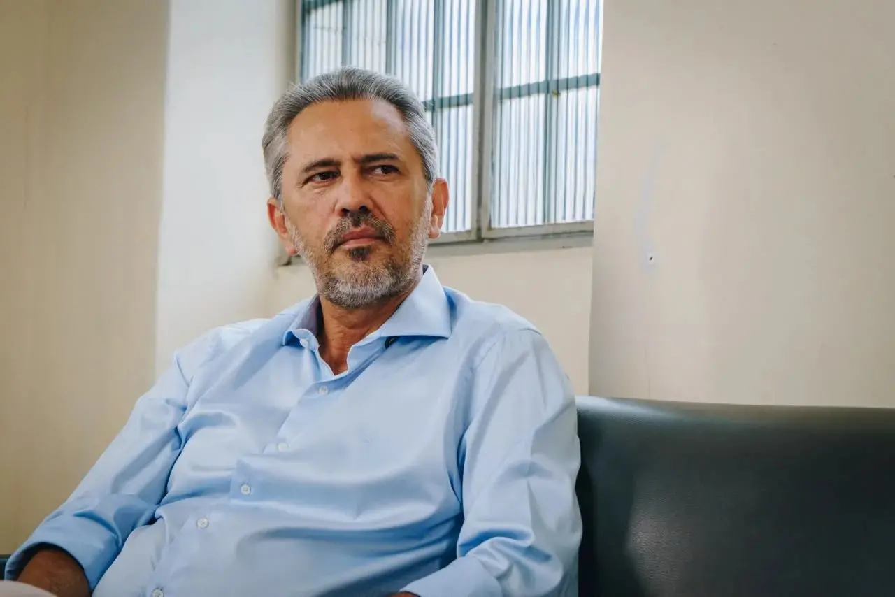 Imagem da notícia Elmano de Freitas é sabatinado pelo Diário do Nordeste e Verdinha; acompanhe ao vivo