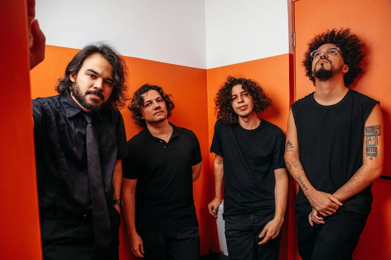 Imagem da notícia Em novo álbum, Selvagens à Procura de Lei supera mágoas e retoma conexão com Fortaleza