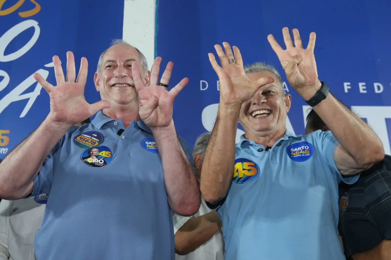 Imagem da notícia Ciro cumpre agenda com Sarto e defende gestão do ex-prefeito: 'Será cada vez melhor compreendido'