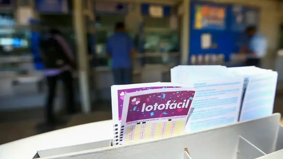 Imagem da notícia Aposta de Fortaleza acerta 15 números da Lotofácil e ganha R$ 561 mil 