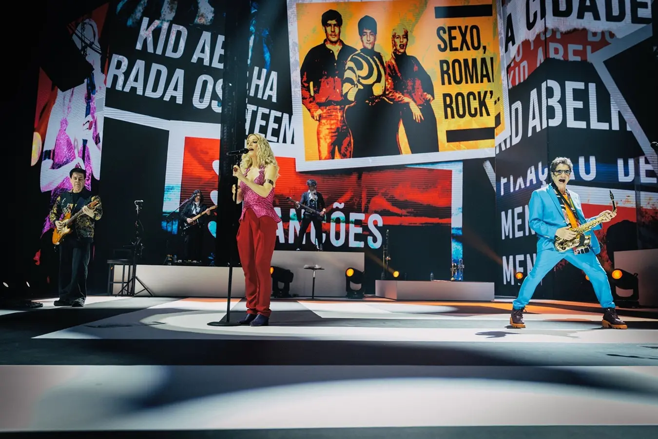 Em novo show, banda resgata alguns de seus maiores hits dos anos 80 e 90.