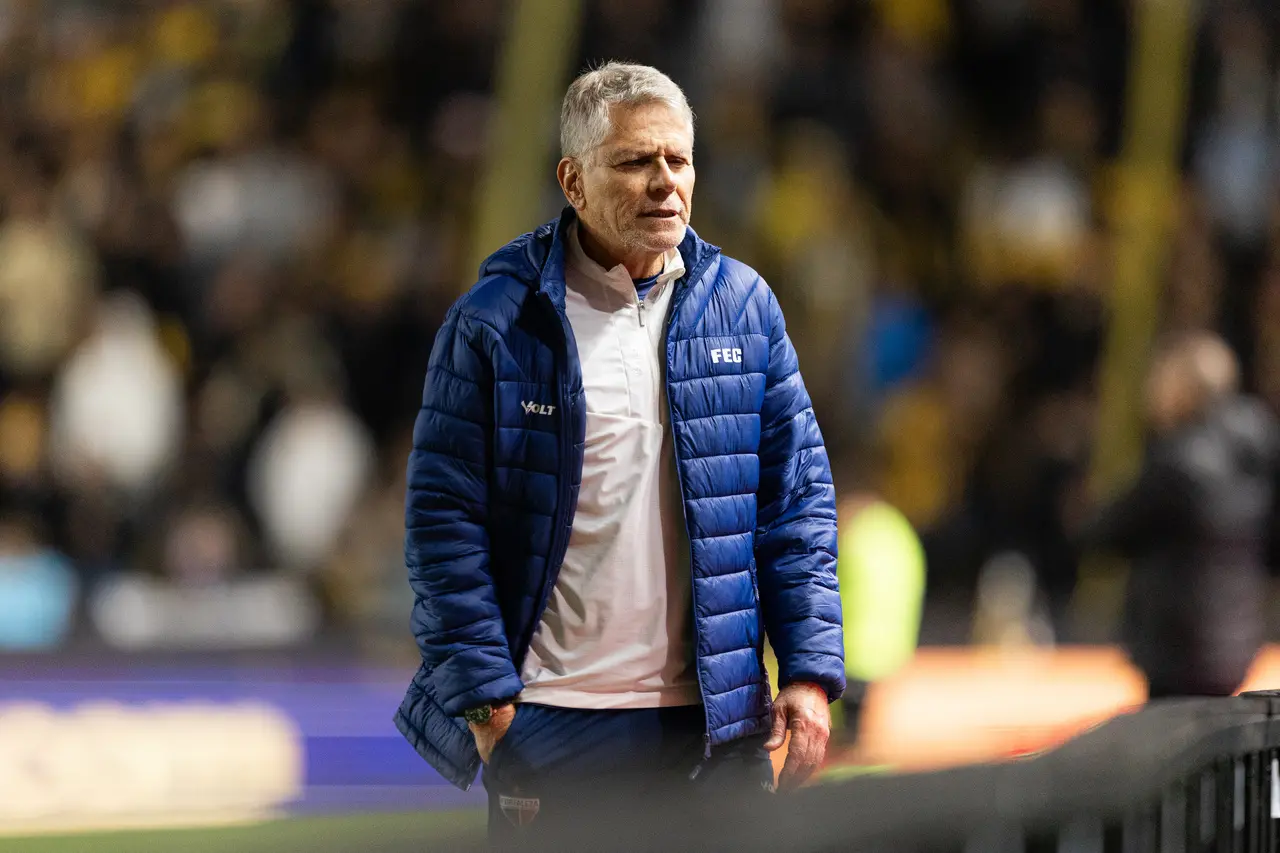 Imagem da notícia Paulo Autuori exalta atuação do Fortaleza ao bater o líder: 'Tivemos o controle do jogo'