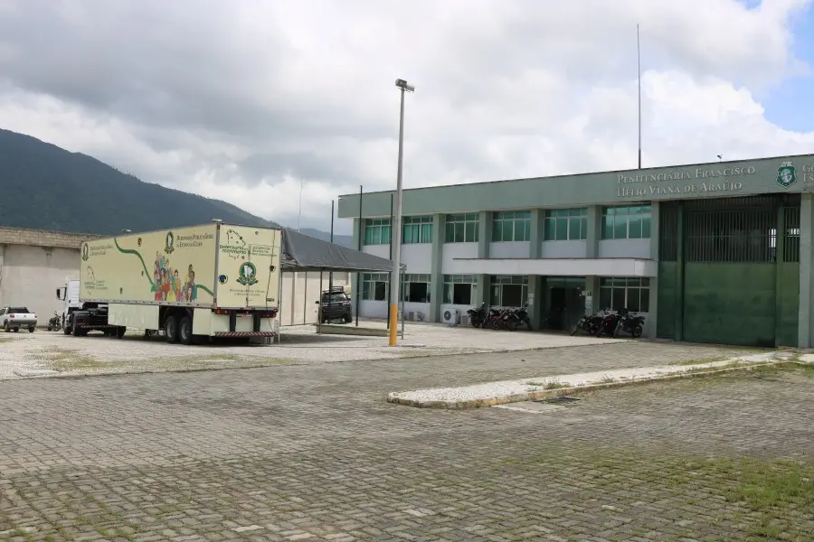 Imagem da notícia Homem é encontrado morto dentro de cela na Unidade Prisional de Pacatuba