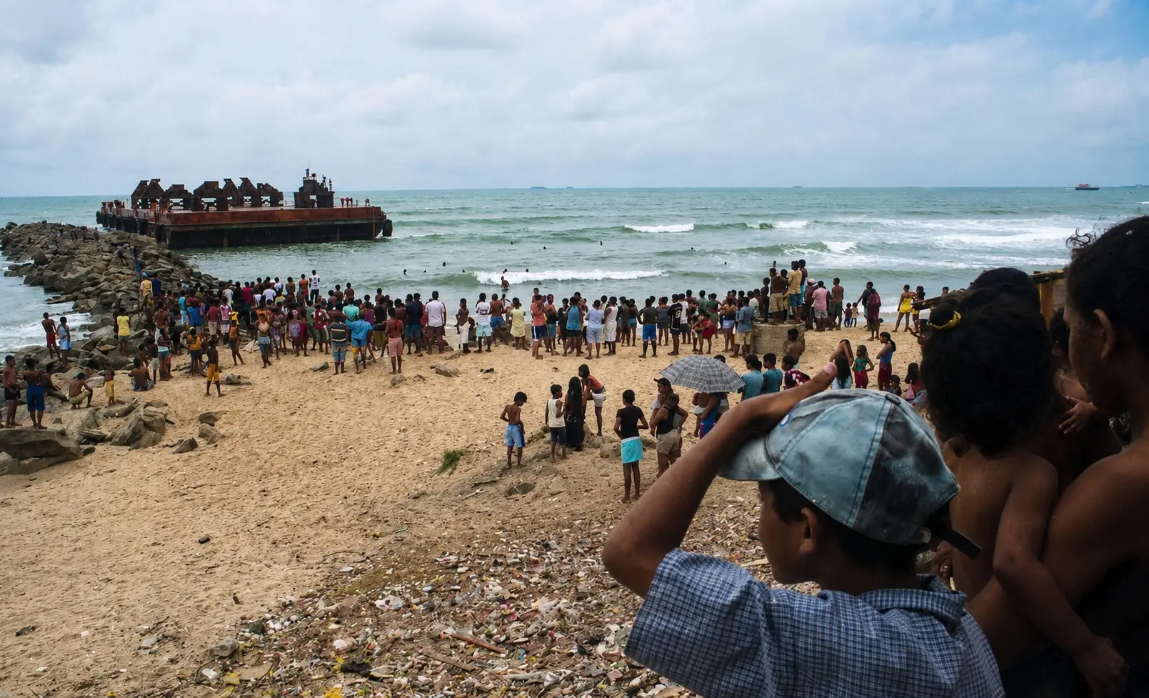 Imagem da notícia De naufrágio a balsa desgovernada, relembre acidentes no litoral do Ceará; veja imagens