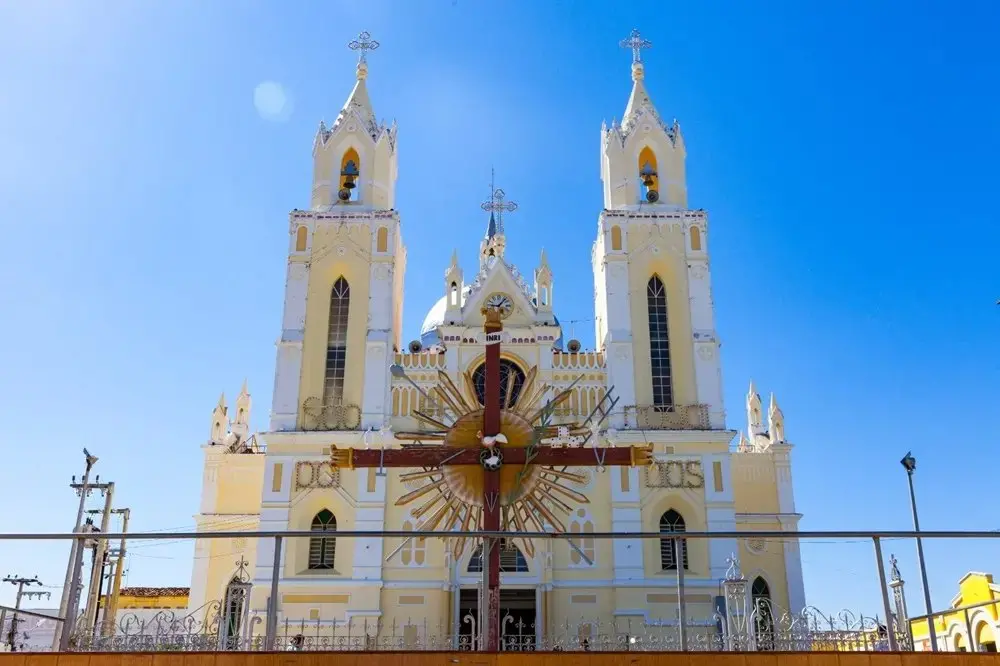 Imagem da notícia: Basílica de Canindé é reconhecida como Bem de Relevância Cultural e Religiosa do CE