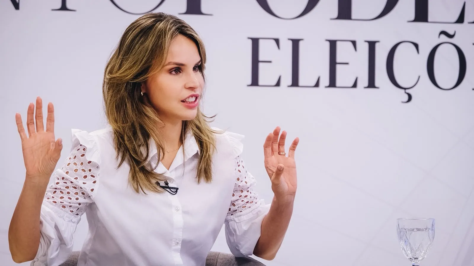 Candidata Gabriella Aguiar durante a sabatina do Diário do Nordeste nesta quinta-feira (27).