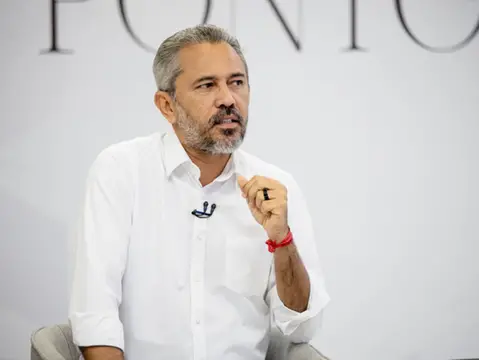 Imagem da notícia: Propaganda de Elmano no rádio traz balanço da gestão, aposta em Lula e faz menção a 'Cironaro'