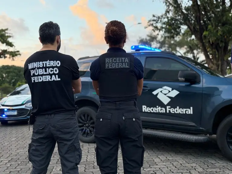 Imagem da notícia Operação da Receita e MPF mira grupo suspeito de movimentar R$ 5 bilhões em bets