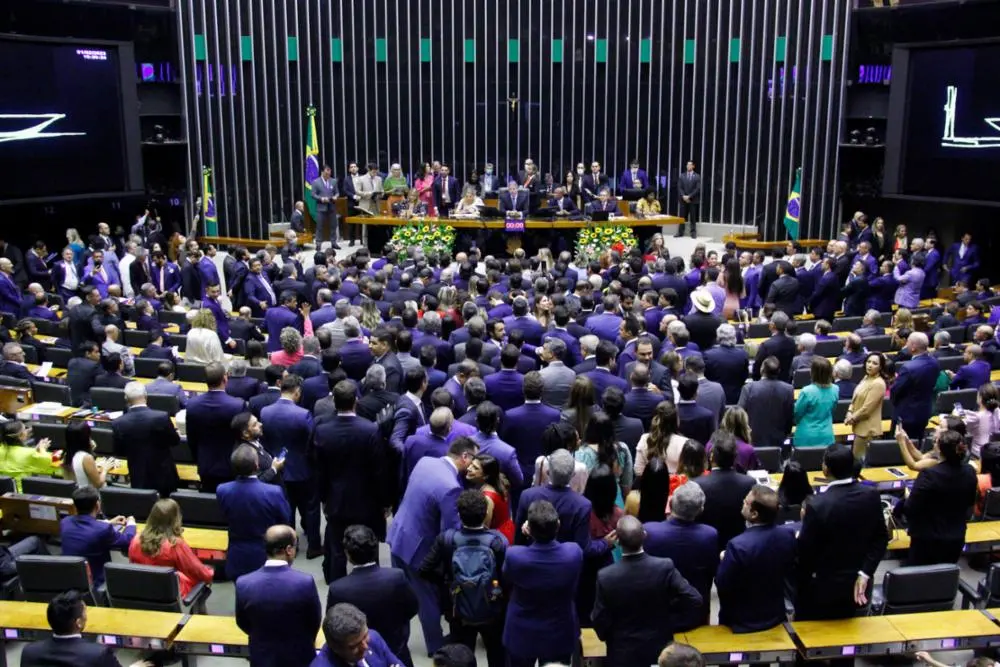 Foto da cerimônia de posse dos Deputados Federais da 57ª legislatura.