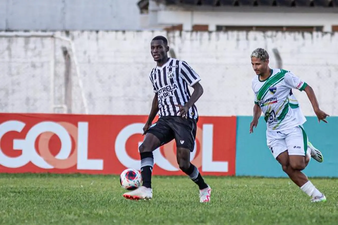 Imagem da notícia Ceará negocia zagueiro ganês Boateng com o Murcia, da Espanha; Veja detalhes