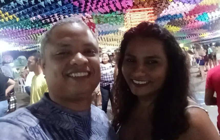 Imagem da notícia Trabalhadores e pais de 3 filhos: quem era o casal morto enquanto vendia lanches em Fortaleza