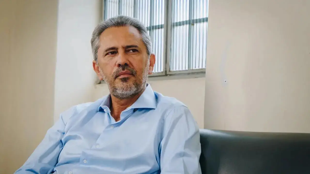 Imagem da notícia TRE-CE determina retirada de vídeo de Elmano em canteiro de obras do Hospital da UFCA