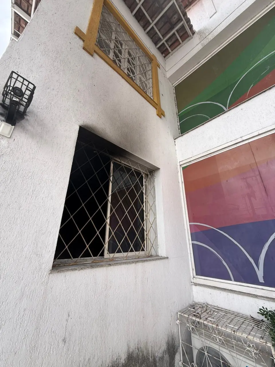 Imagem da notícia Princípio de incêndio suspende expediente da Vila das Artes, em Fortaleza
