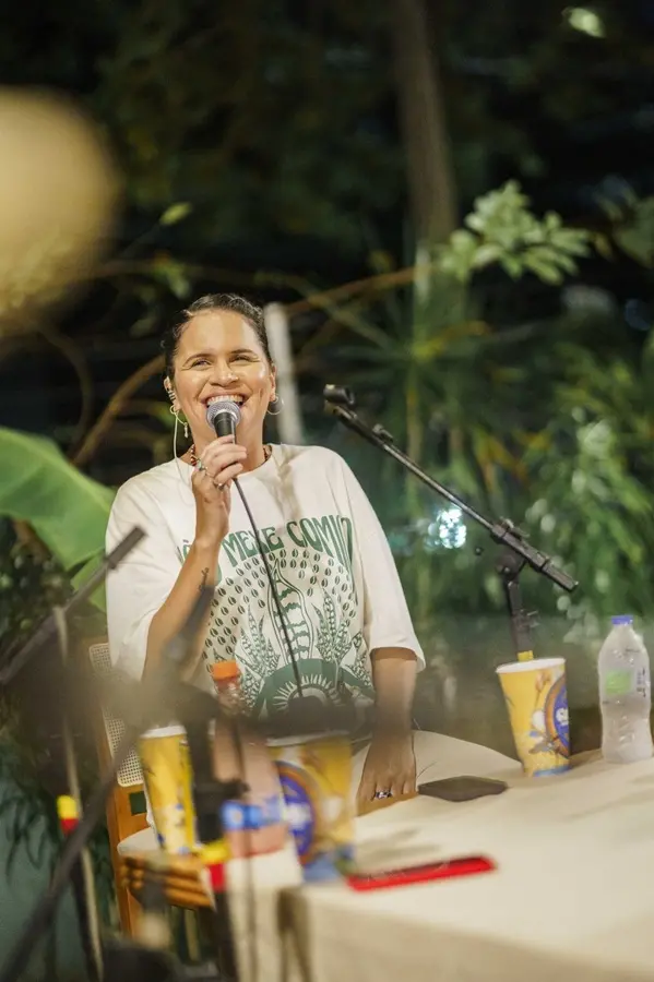 Cantora leva roda de samba ao TJA no próximo dia 19.