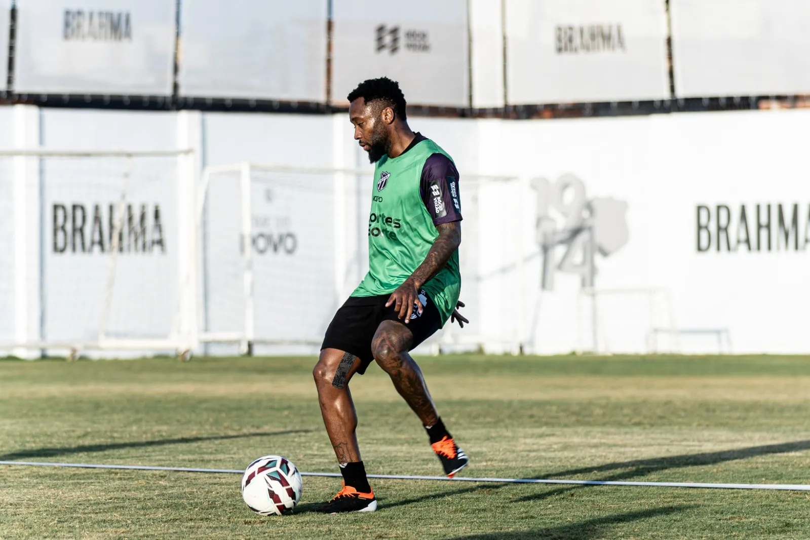 Sávio, jogador do Ceará.