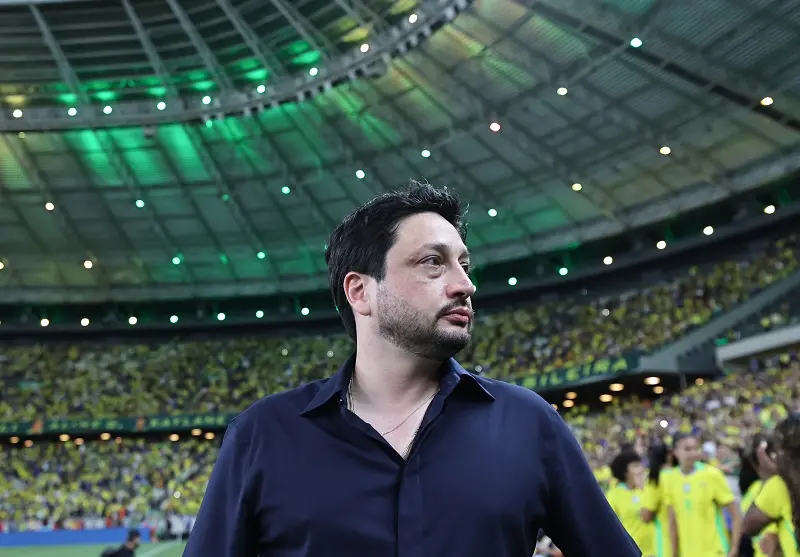 Imagem da notícia Arthur Elias completa três anos na Seleção Feminina com foco na Copa de 2027: veja números e marcas