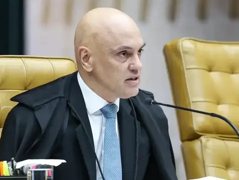 Imagem da notícia: As três revelações que complicam a situação de Moraes no STF