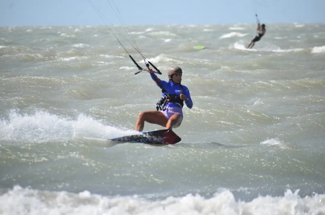 Imagem da notícia 'Sunset com Elas' reúne mulheres do Brasil e do exterior em três dias de kitesurf