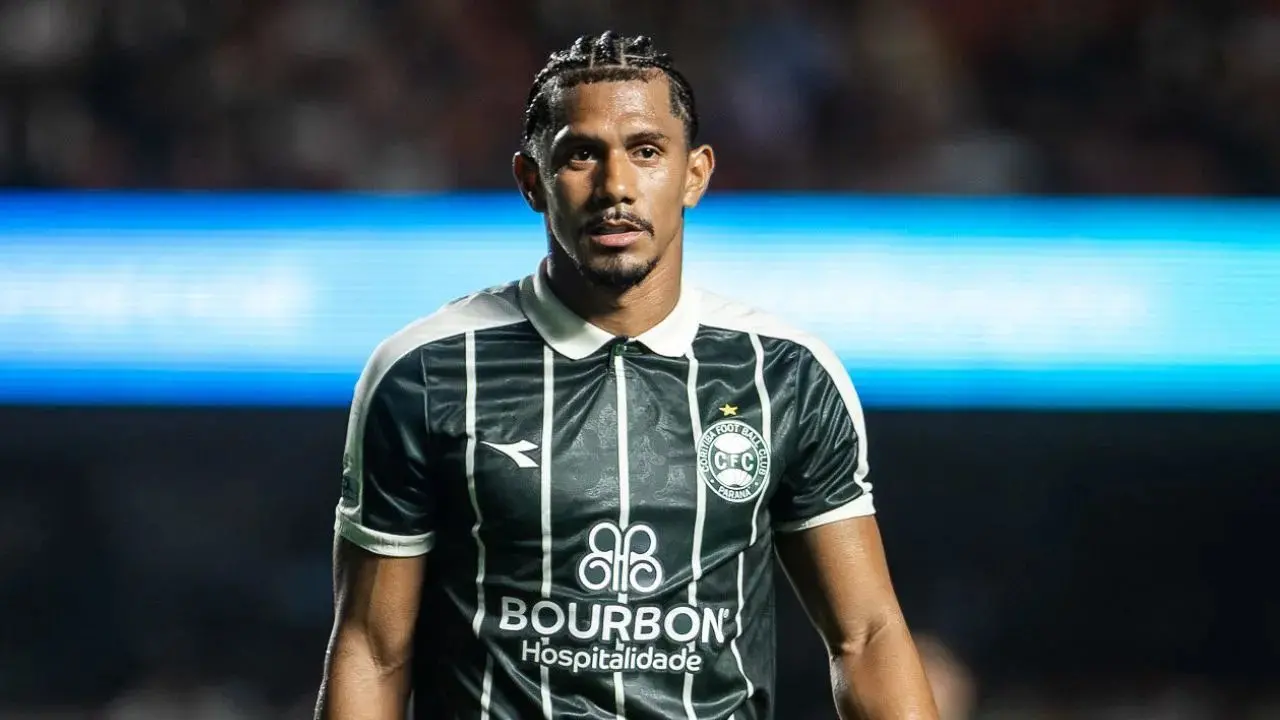 Imagem da notícia Sport acerta contratação de volante Fernando Sobral, ex-Ceará