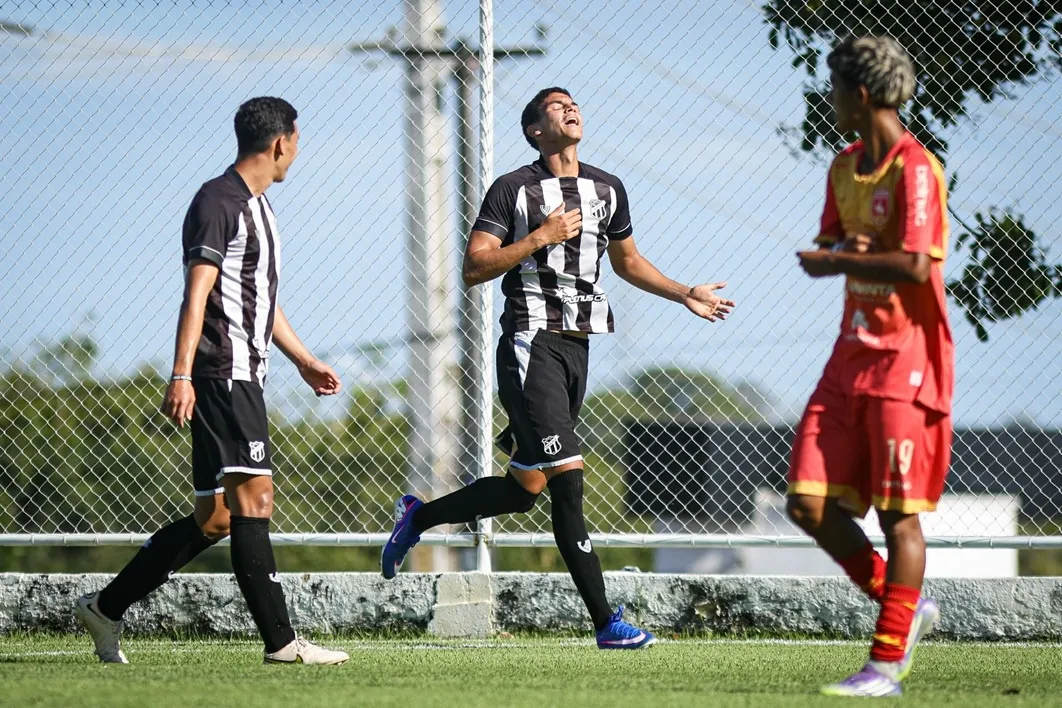 O Ceará tenta voltar a ser campeão após o título de 2023