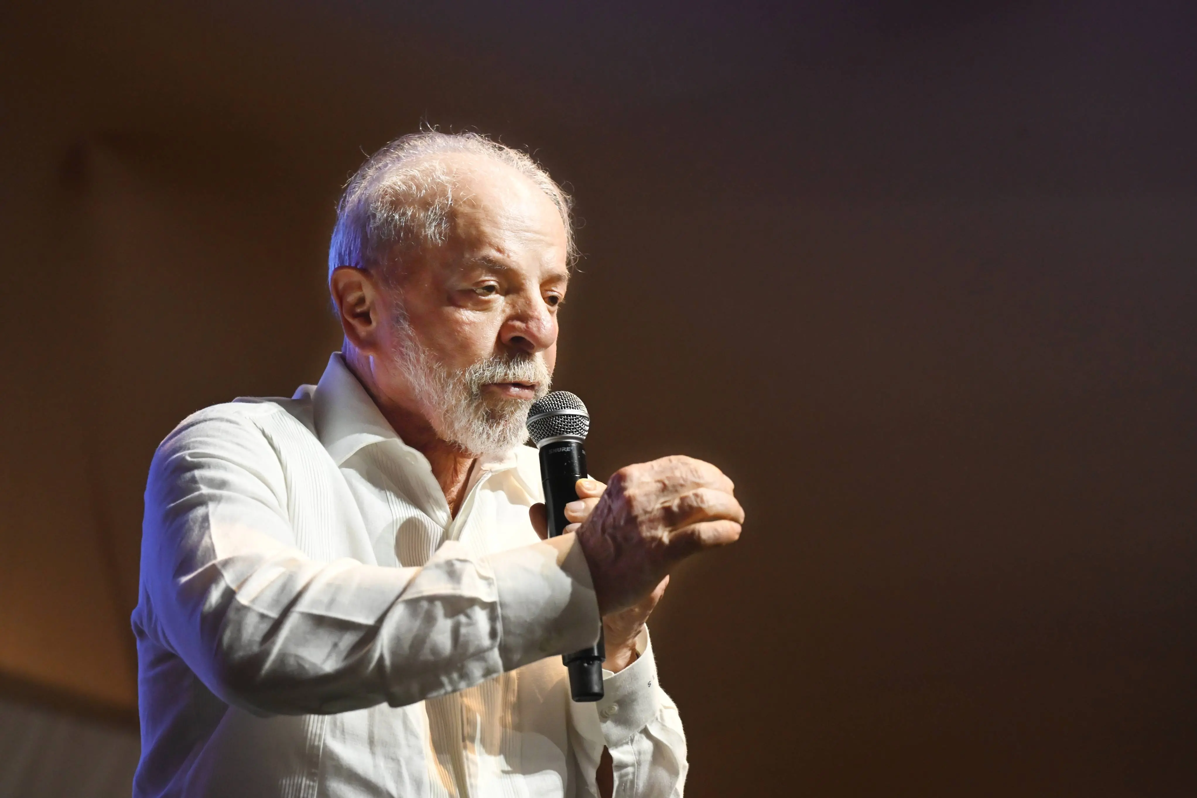 Imagem do presidente Lula, para ilustrar matéria sobre nas eleições, não fiquem em dúvida, votem em quem representa os interesses de vocês, diz Lula.