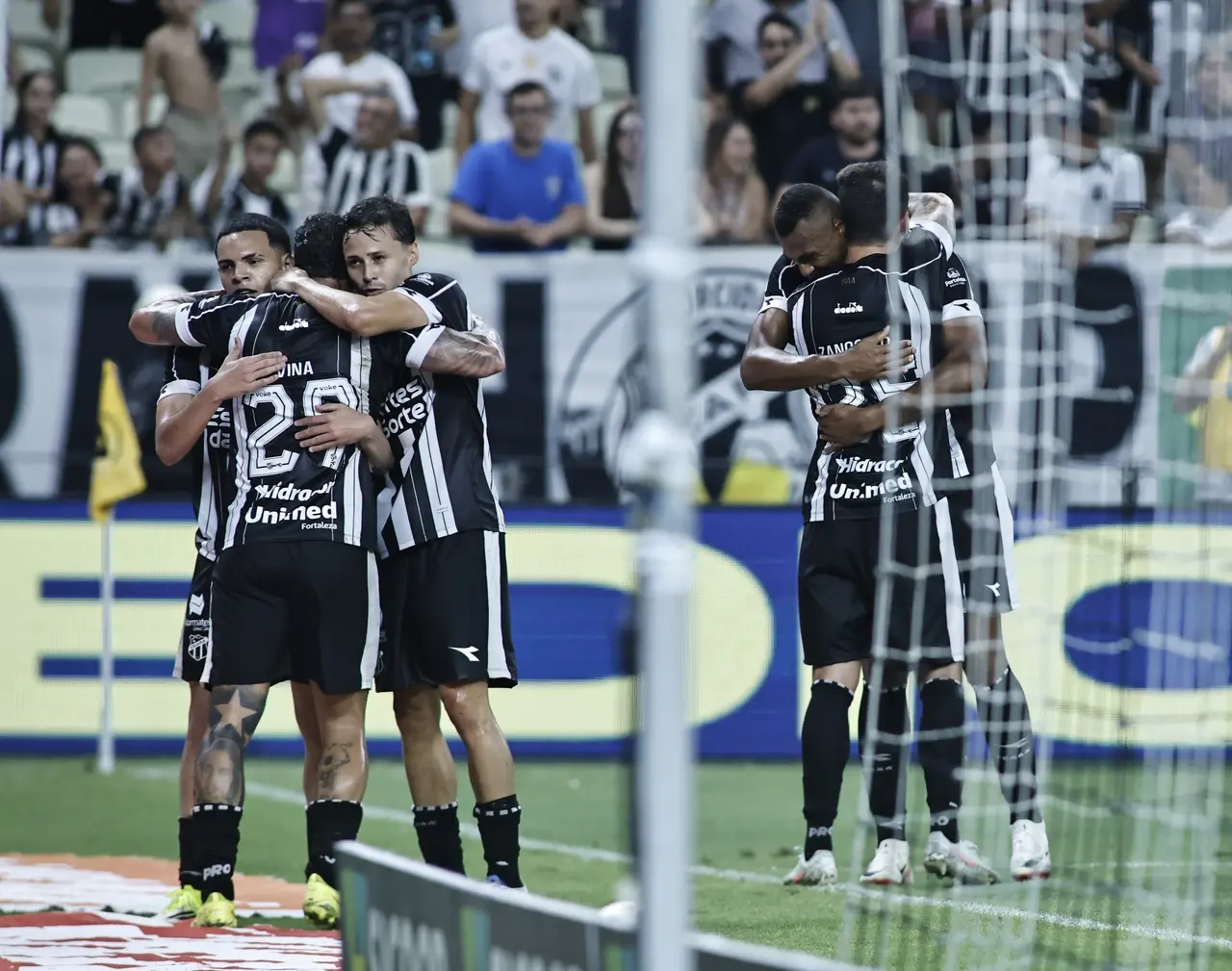 Imagem da notícia Daniel Paulista exalta atuação do Ceará diante do Sport: 'Vitória grande'