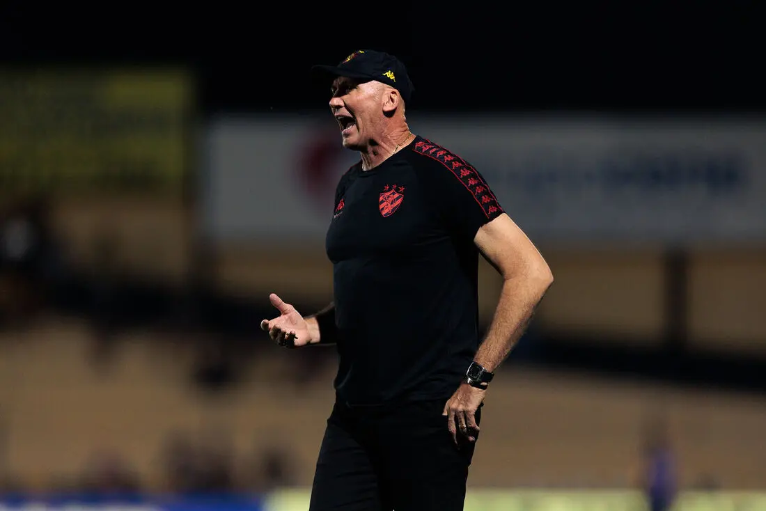 Imagem da notícia Sport demite técnico Gilmar Dal Pozzo após derrota para o Ceará