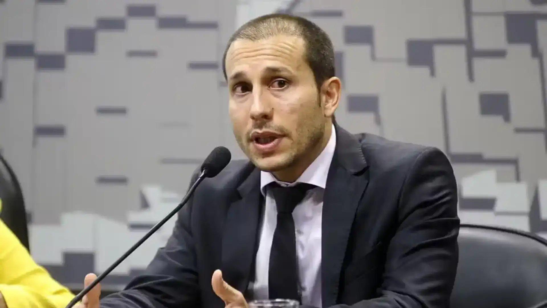 Imagem da notícia William Marcel Murad assume direção da PF após afastamento preventivo de Andrei Rodrigues