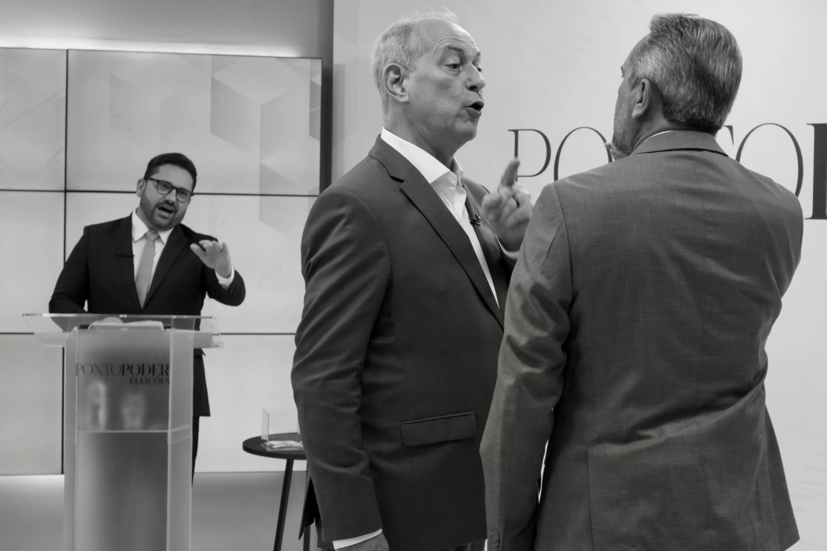 Imagem da notícia Debate PontoPoder em fotos: veja imagens marcantes de Ciro e Elmano