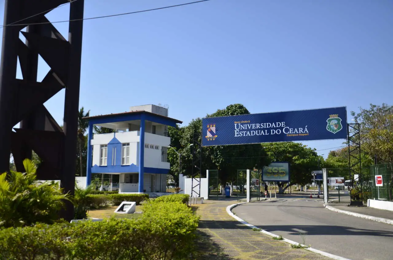 Imagem da notícia Inscrições para vestibular da Uece encerram nesta terça-feira (15)