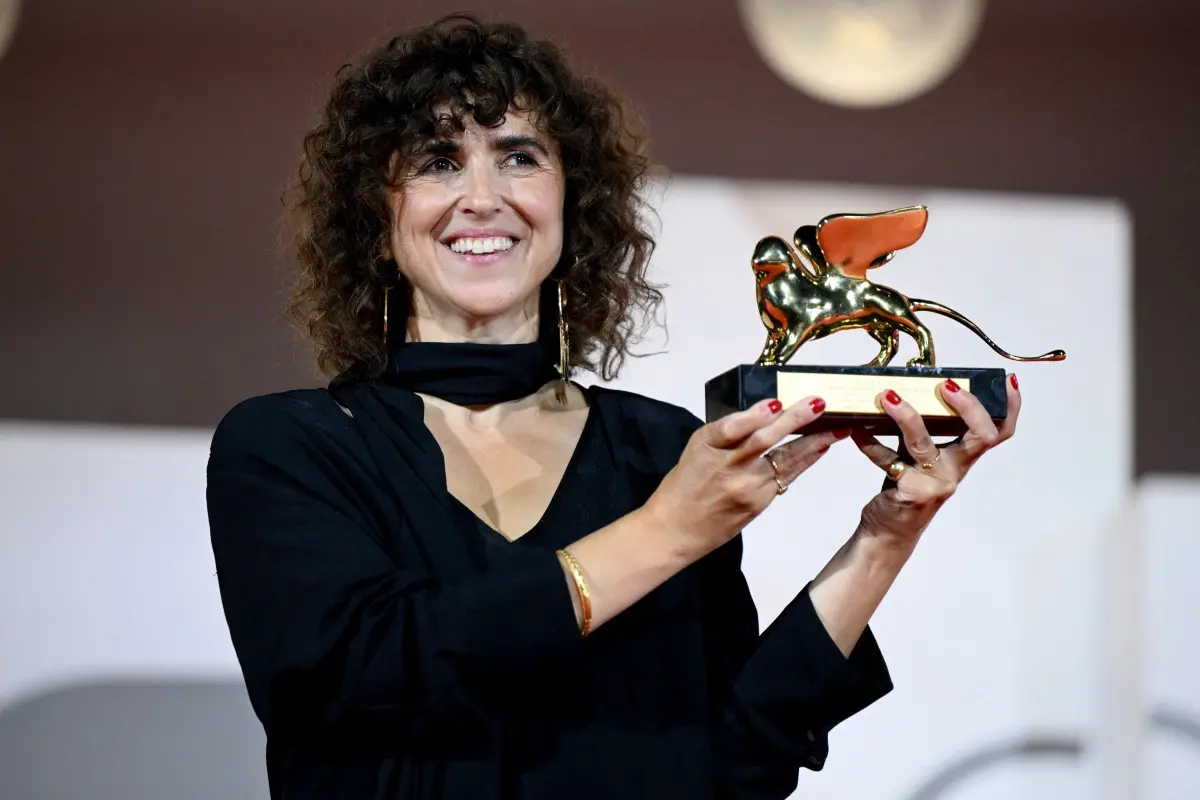 Imagem da notícia 'Woman Unknown' conquista o Leão de Ouro de Melhor Filme no Festival de Veneza